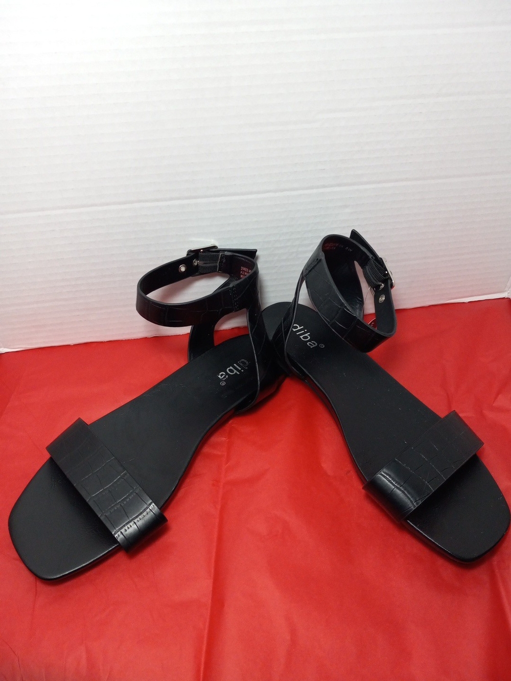 Diba Black Women's Ankle-Strap Flat Sandals Size 8W
